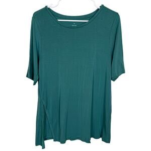 Universal Standard Bottle Green Tee Side Slit & Round Neck Size XS (10-12) VGUC